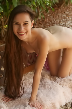 Three Sexy Teens Siya And Leona Mia And Nedda