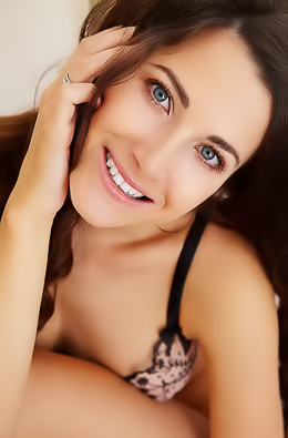 Lauren Crist Perky tits and a tight pussy on display as she gets in bed