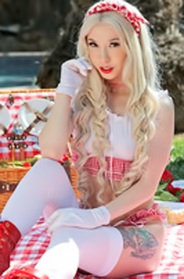 Flavor Of The Month Kenzie Reeves