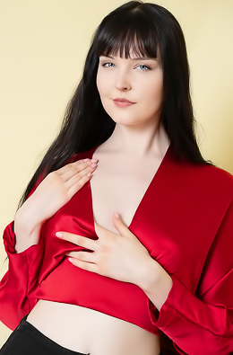 Amelia Riven Sucking On Her Favorite Dildo To Lube It Up Before Cramming It Into Her Juicy Slot