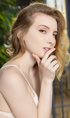 Minnie Lighter Nestles Between The Cheeks Of Her Gorgeous Bubble Butt