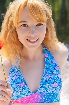 Erika Fox Goes Face Down Booty Up For An Intimate Rear View