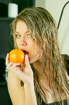 Lisa Entices With Her Alluring Smile And Wet Dream Look As She Undresses