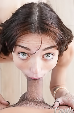 Shrooms Q Straddles In Car Seeking Pleasure
