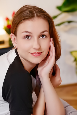 Isabele With Lovely Body At Your Leisure