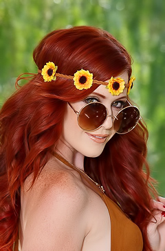 Elle Alexandra - Hippie Redhead In Denim Shorts - Shaved Pussy Fingering